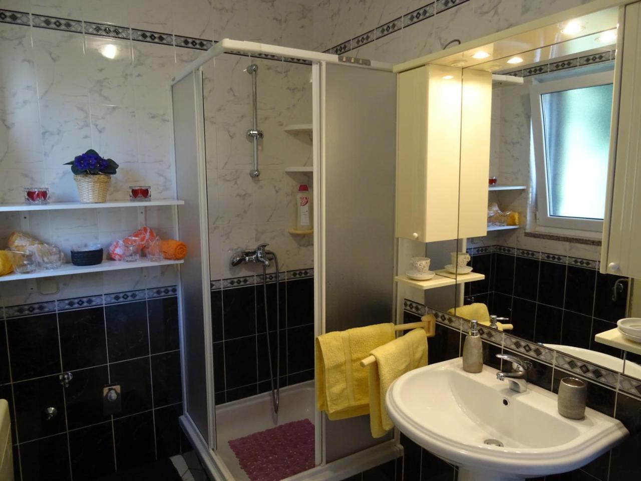 Apartman Lamia S Pogledom Na More Rijeka Exterior photo